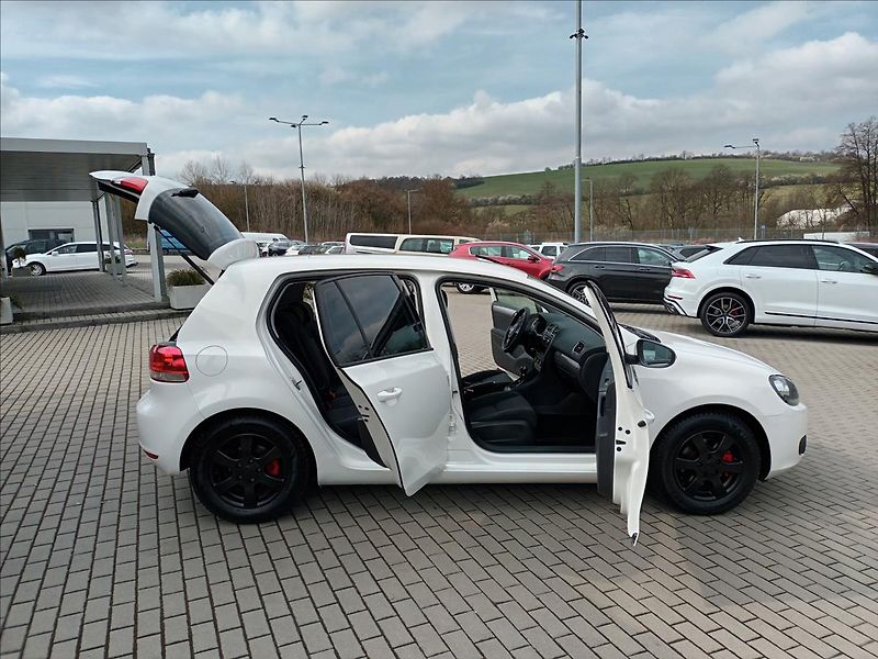 Volkswagen Golf 1,4 16V,59KW,TREND,KLIMA,ESP, - fotka 9 z 33