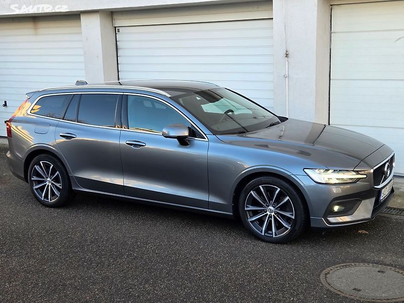 Volvo V60 (2020) 2.0 D4 AWD 4x4 Automat - fotka 11 z 37
