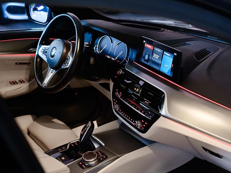 BMW Řada 5 540d xDrive M-Paket, ČR, DPH - fotka 24 z 31