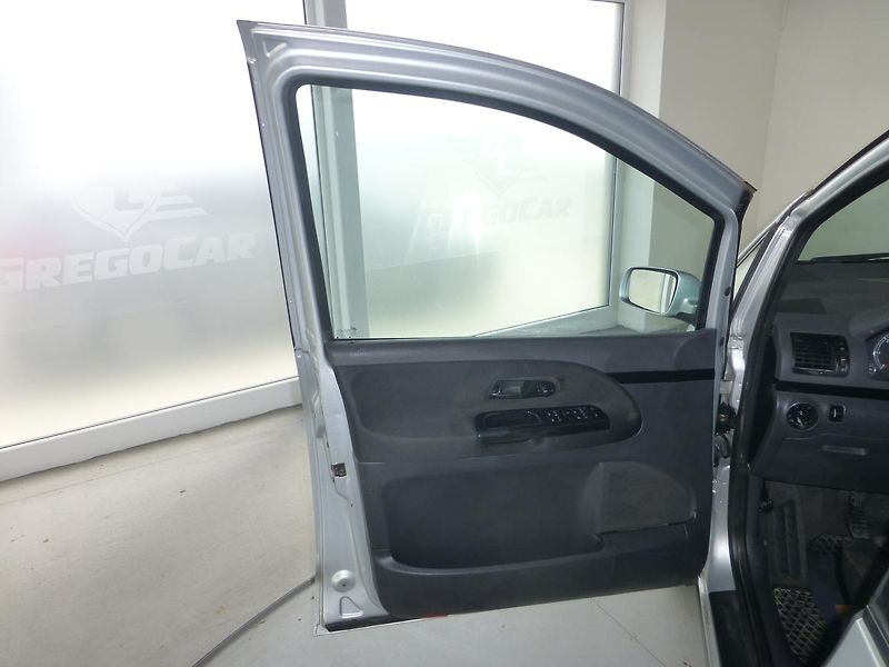 Seat Alhambra (2004) 1,9TDI*XENON*VYHŘ.S*TAŽNÉ*7MÍS - fotka 9 z 25