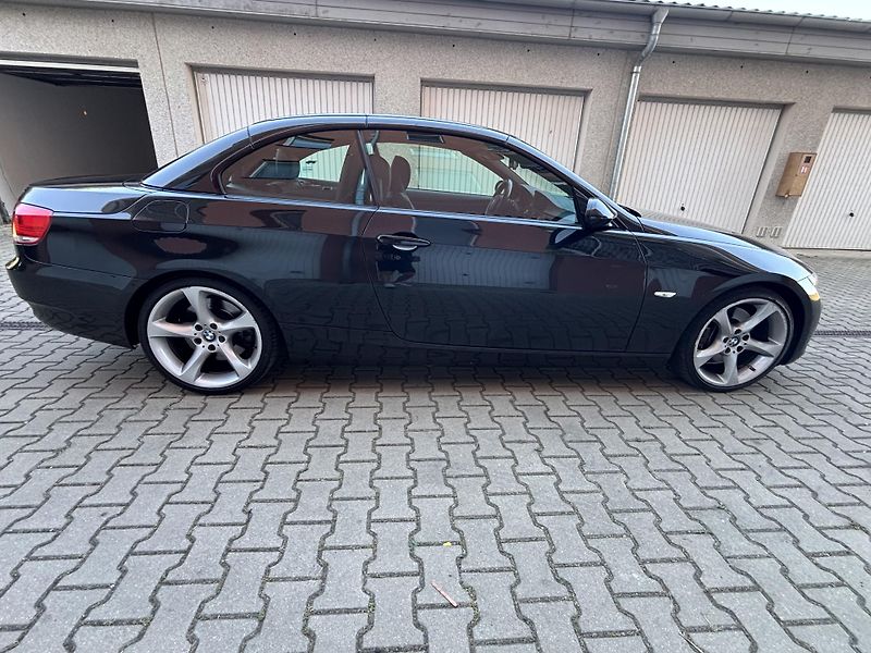 BMW Řada 3 (2008) - fotka 3 z 27