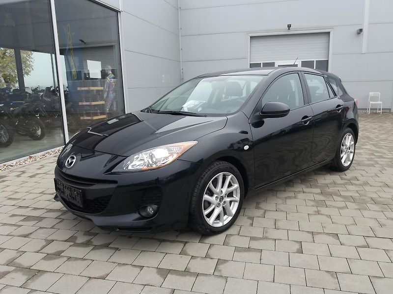 Mazda 3 1.6i,77kW,VÝHŘEV.SEDA+ČEL.SKLO - fotka 1 z 23