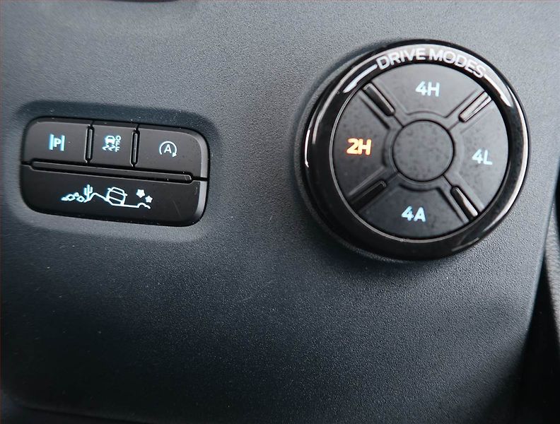 Ford Ranger (2024) 3.0 EcoBlue e-4WD - fotka 17 z 21