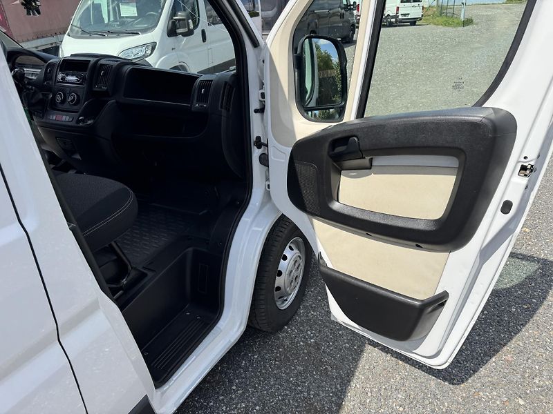 Fiat Ducato 2.3MTJ,7míst,klima,TZ:2.5t,DPH - fotka 20 z 33
