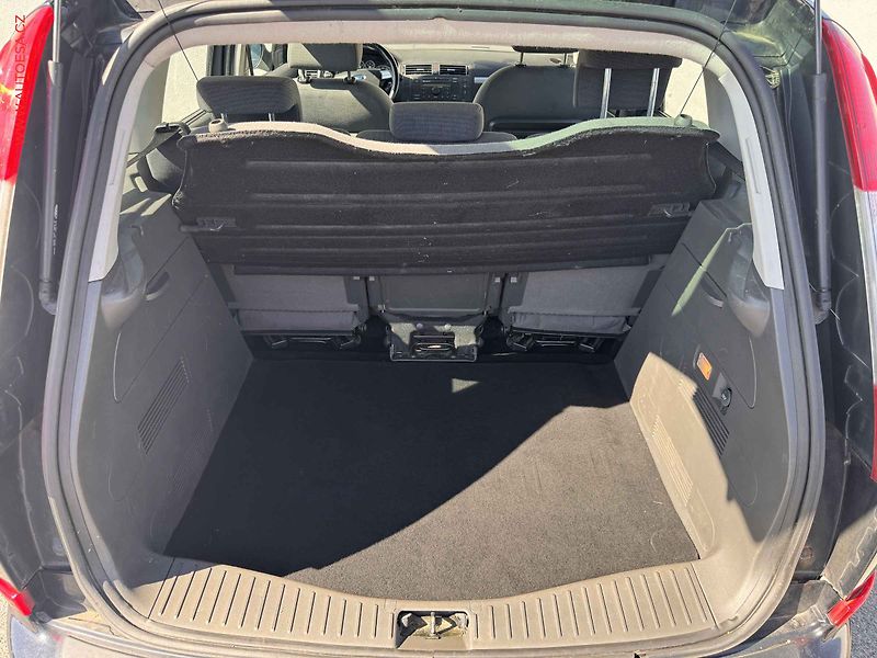 Ford C-MAX (2004) 1.8i, AC, park.asist - fotka 7 z 14