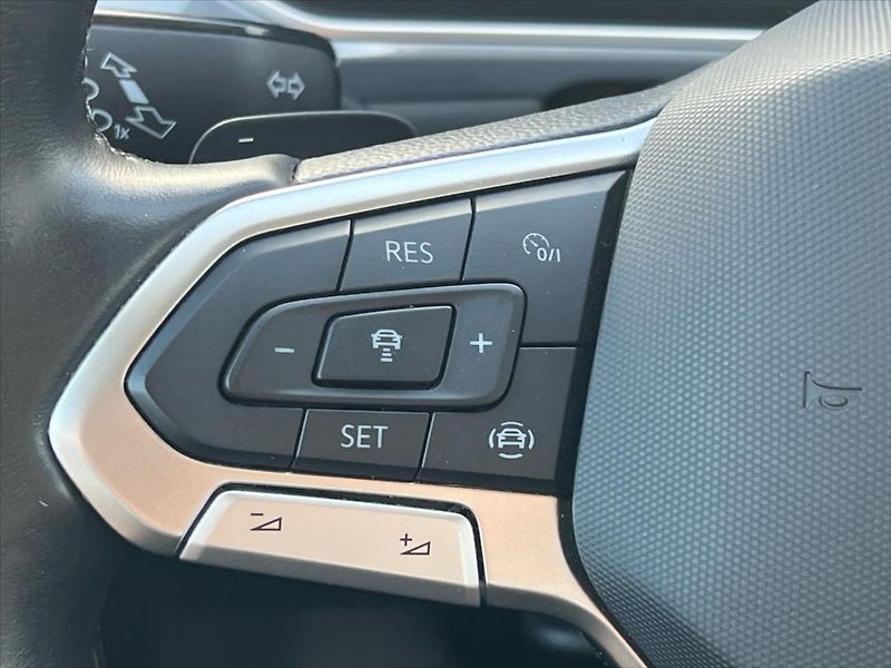 Volkswagen T-Roc 1,5 TSi 110 kW 7DSG STYLE  REZ - fotka 19 z 26