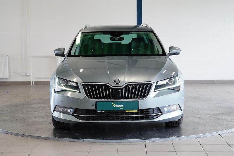 Škoda Superb - fotka 4 z 28