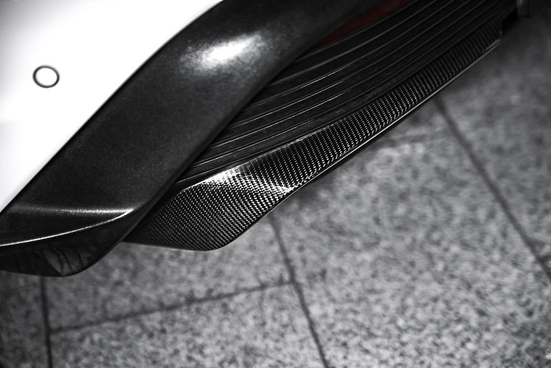 Porsche Taycan Turbo S PCCB/PDCC/PDLS+/PTV/BU - fotka 11 z 30