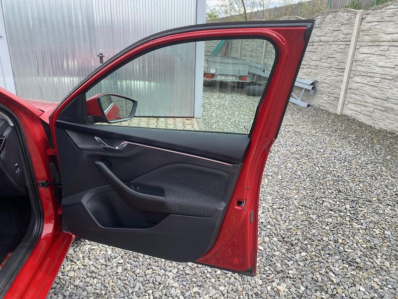 Škoda Scala 1.0i G-TEC STYLE CZ DPH LED 1A - fotka 125 z 156