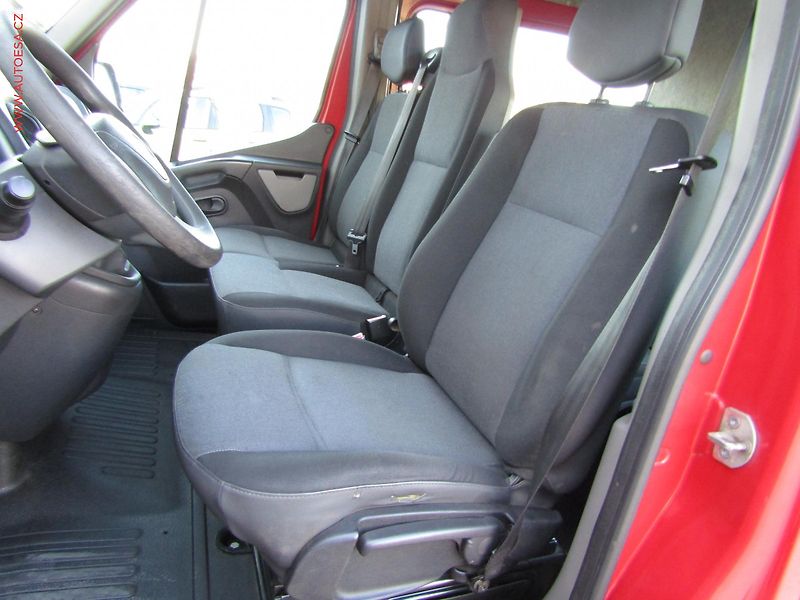 Renault Master (2010) 2.3dCi L2H2 6míst, ČR, AC - fotka 9 z 13