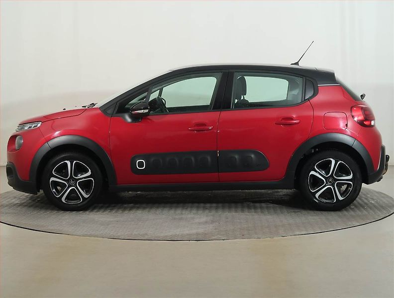 Citroën C3 (2017) Feel 1.2 PureTech, Automat - fotka 3 z 13