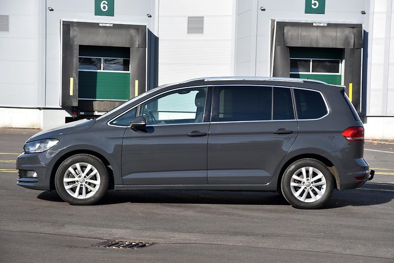 Volkswagen Touran 1.6 TDi 6st COMFORTLINE,7 MÍST - fotka 5 z 50