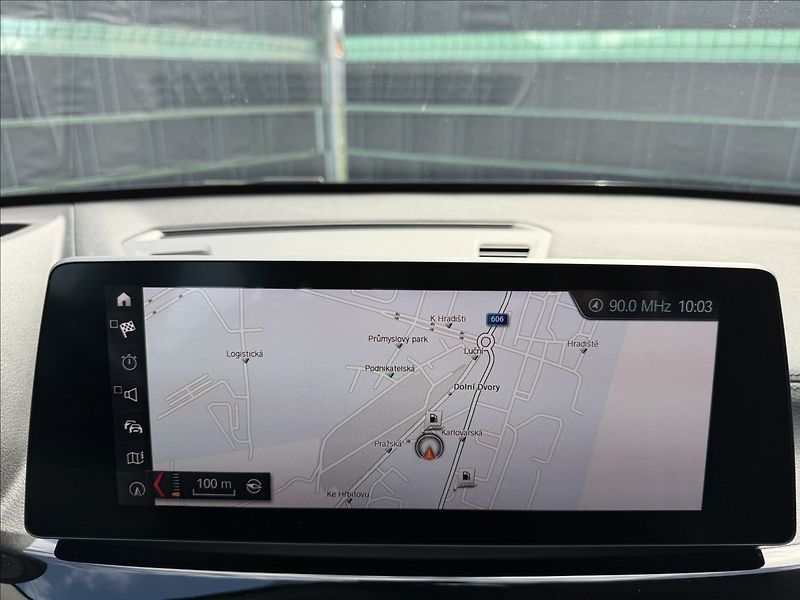 BMW X1 18d xDrive SportLine Head-up - fotka 12 z 23