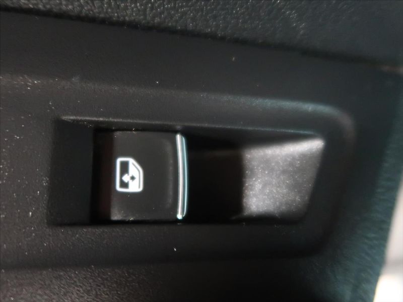 Škoda Karoq 1,5 TSI STYLE 1. majitel TOP - fotka 30 z 40