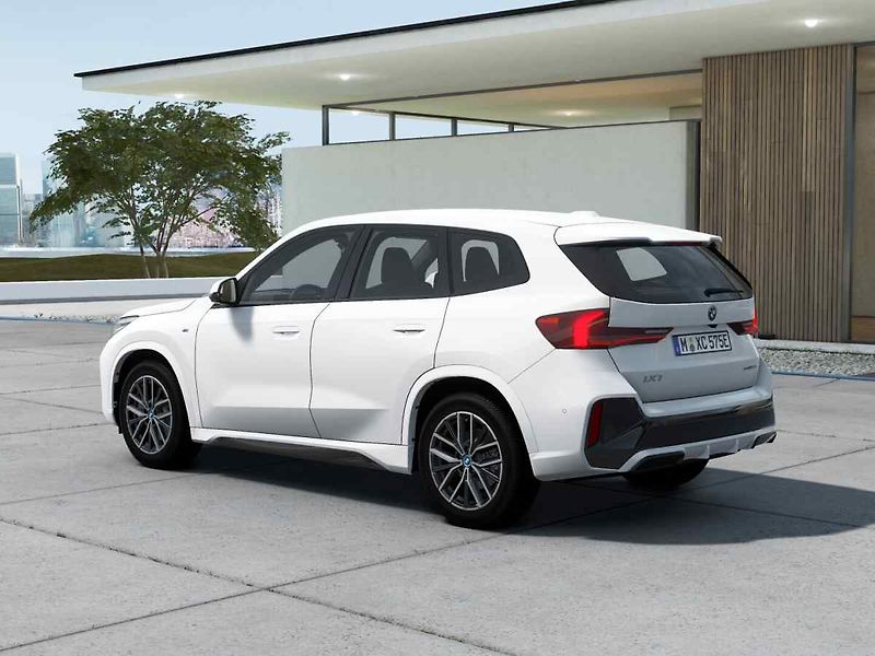 BMW iX1 (2026) - fotka 2 z 10