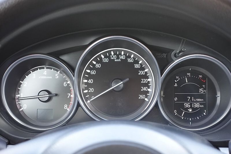 Mazda CX-5 ZLEVNĚNO 2,0i Skyactiv-G 121kW - fotka 22 z 26