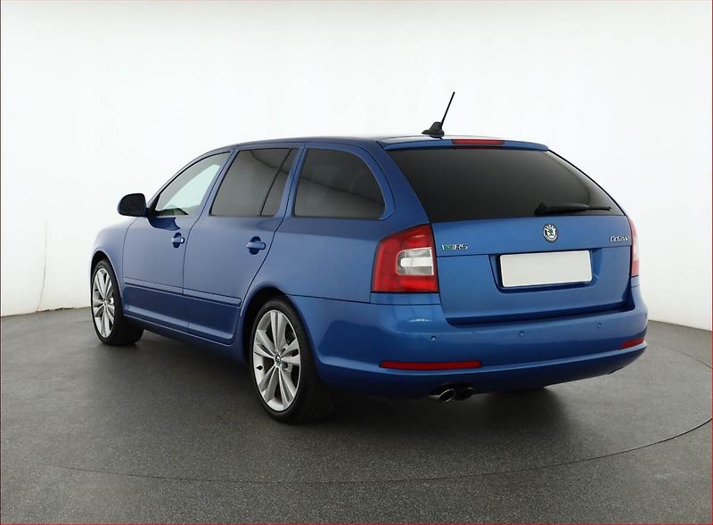 Škoda Octavia (2012) RS 2.0 TSI, Automat - fotka 4 z 15