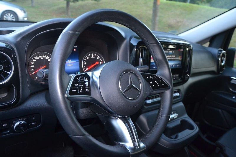 Mercedes-Benz Vito 119 XL 4x4 Airmatic - fotka 6 z 45