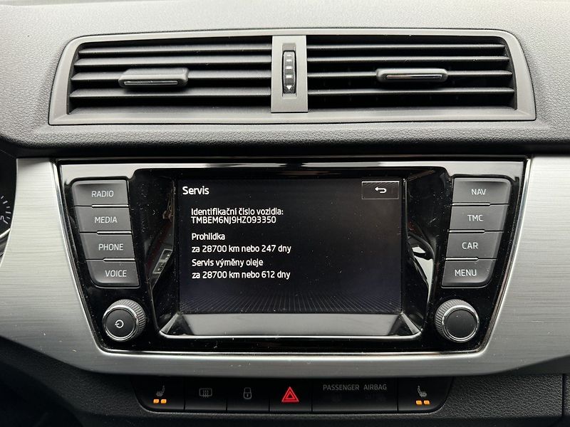 Škoda Fabia (2017) 1.2TSi Style Navi Digi Klima - fotka 12 z 49