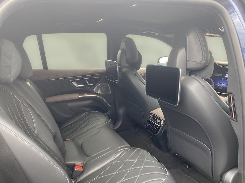 Mercedes-Benz EQS 580 4M SUV AMG Business - fotka 19 z 27