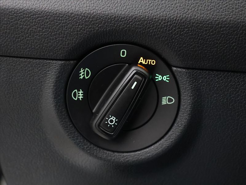Škoda Octavia 2,0 TDI 110kW DSG Elegance+ - fotka 16 z 30