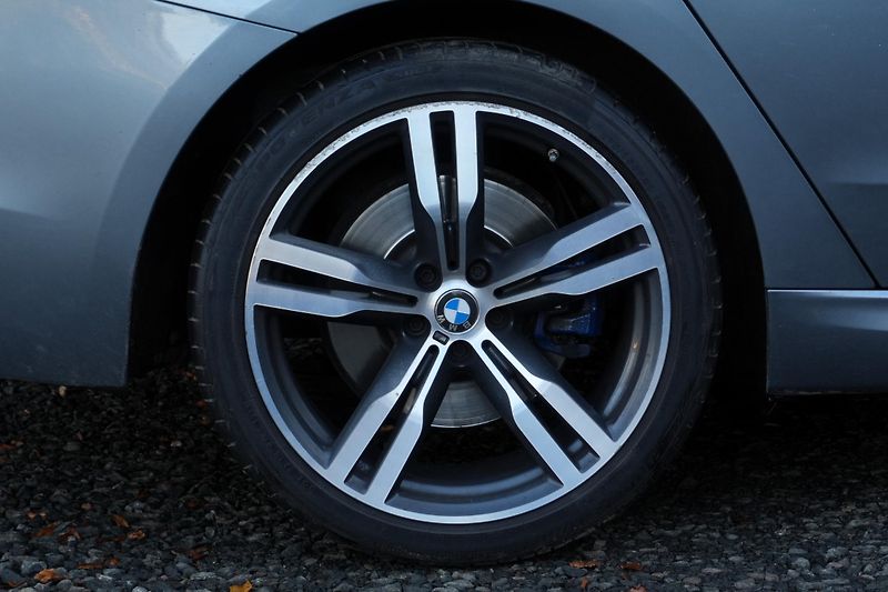 BMW Řada 6 640i xDrive, ČR,Webasto,Vzduch - fotka 11 z 42