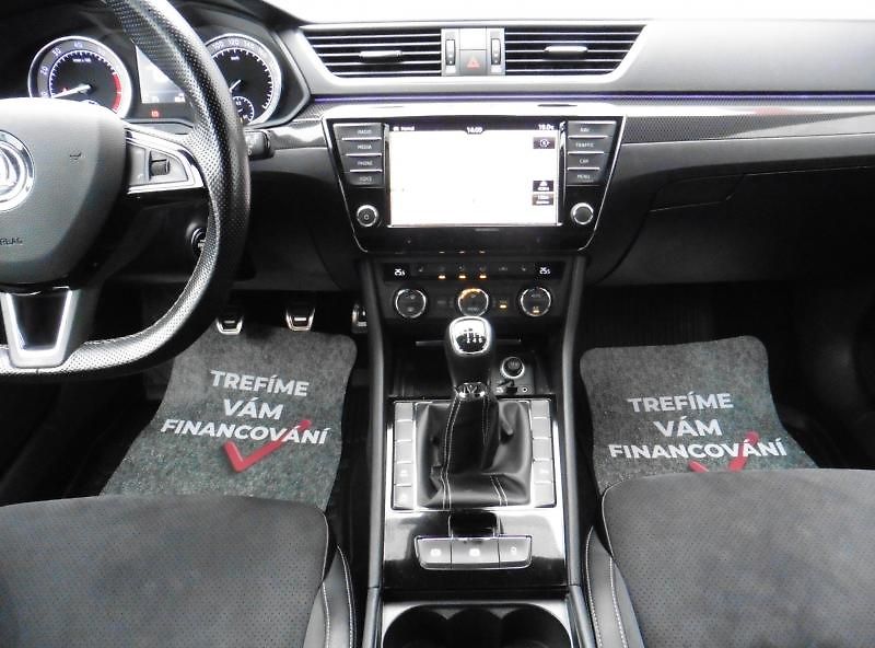 Škoda Superb III Combi 1,8TSi Sport Line - fotka 14 z 16