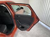 Volkswagen Polo 1.0 TSi ČR 1.MAJ. REZERVACE  - náhled 15