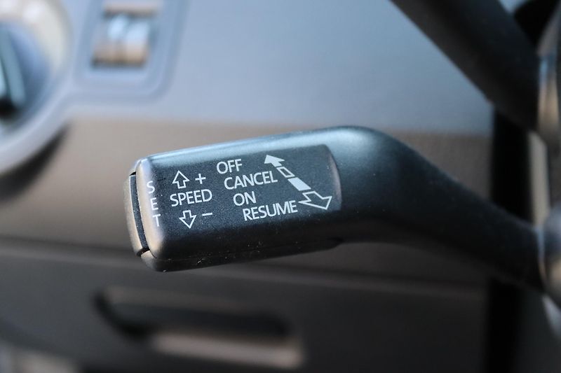 Volkswagen Passat VARIANT 2.0TDI DSG 103kW - fotka 27 z 50