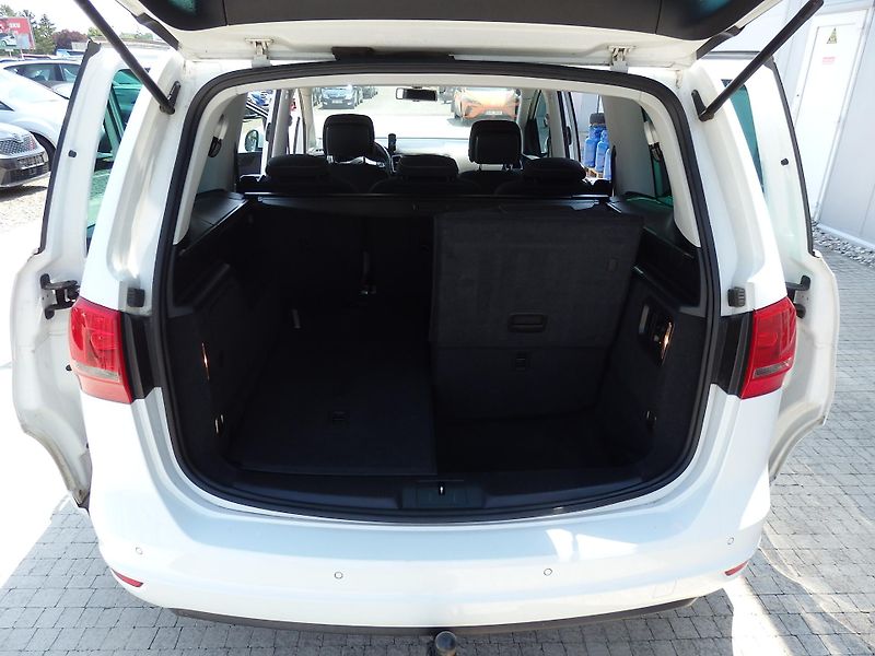 Volkswagen Sharan 2.0 TDI 103kW DSG, DIGI. KLIMA - fotka 15 z 38