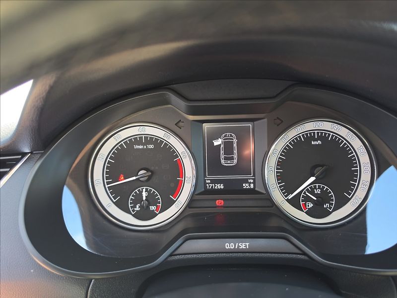 Škoda Octavia III 1,4TSi 110KW Style Plus - fotka 15 z 43