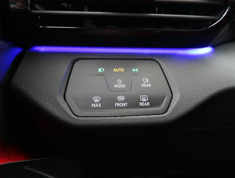 Volkswagen ID.5 (2023) Pro Perf. (82 kWh), SoH 95% - fotka 19 z 25