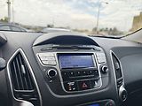 Hyundai ix35 2.0 CRDI/100kW Style - náhled 17