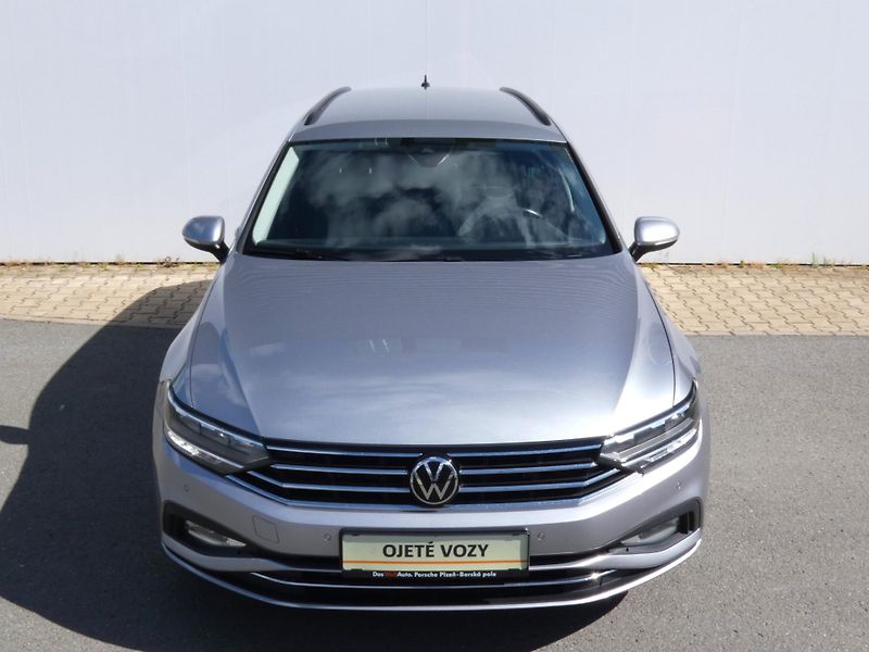 Volkswagen Passat Variant Business 2.0 TDI DSG - fotka 7 z 30