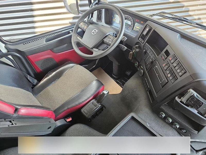 Volvo (2020) FMX 10x4 sklápěč30m3 EURO 6 - fotka 15 z 20