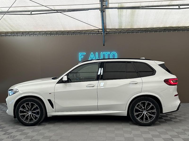 BMW X5 (2022) 40D M-packet Anniversary Laser - fotka 5 z 30