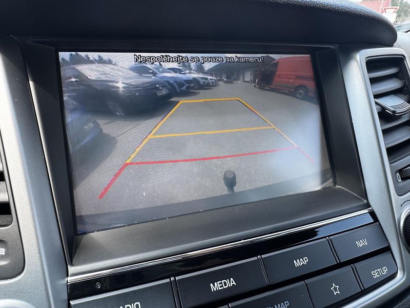 Hyundai Tucson (2018) 1.6 T-GDI 4x4 Trikolor - fotka 18 z 23