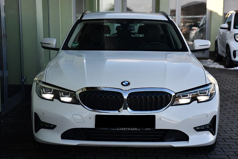 BMW Řada 3 320D xDrive 2xALU 1M ČR - fotka 10 z 38