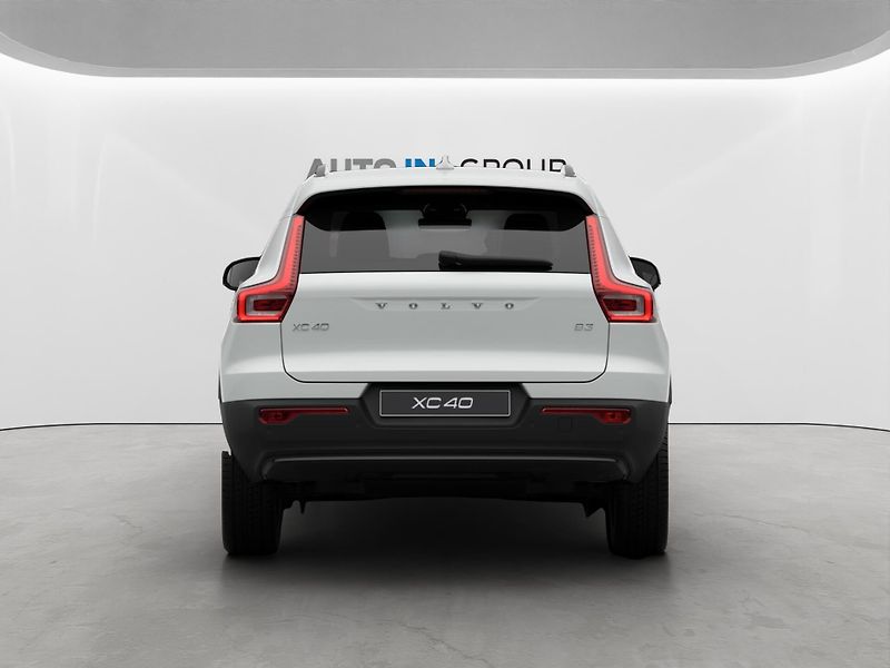 Volvo XC40 (2026) B3 Plus Dark DCT 5d - fotka 4 z 7