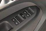 Volkswagen Touran (2014) 1.6 TDI, 7 míst, Navi - náhled 10