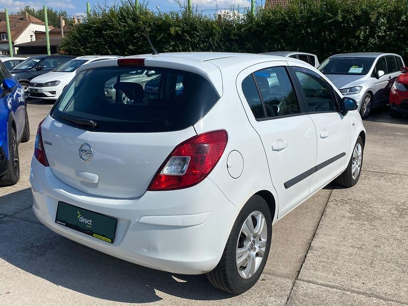 Opel Corsa - fotka 2 z 13