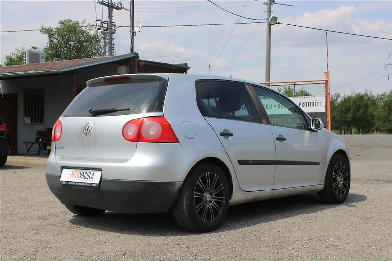 Volkswagen Golf 1,4 i  DIG. KLIMA, ČR - fotka 5 z 22