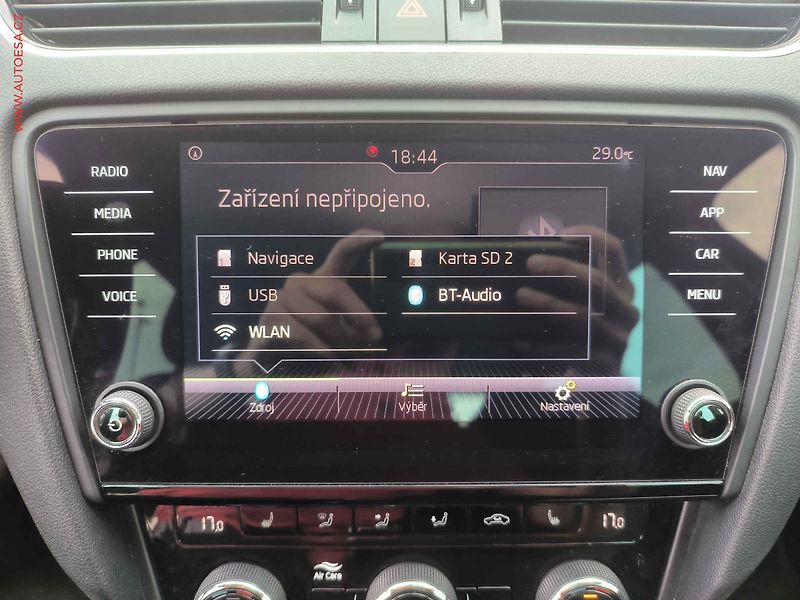 Škoda Octavia (2018) 1.6 TDi, Clever, navi, TZ - fotka 12 z 21