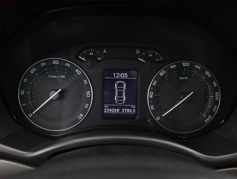 Škoda Octavia (2005) 2.0 TDI, Automat, po STK - fotka 9 z 12