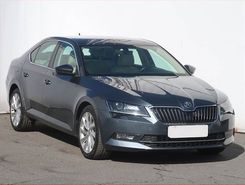 Škoda Superb (2016) Style 2.0 TDI 4x4, 4X4, ČR - fotografie inzerátu