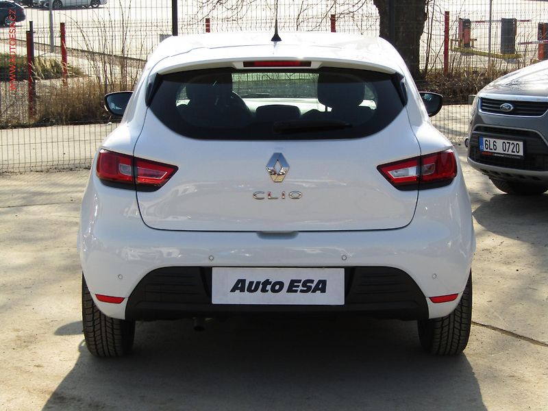 Renault Clio (2018) 0.9 TCe, 1.maj,ČR, AC - fotka 5 z 15