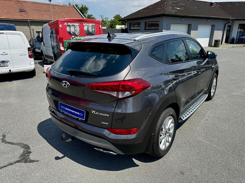 Hyundai Tucson (2018) 1.6 T-GDI 4x4 Trikolor - fotka 6 z 23