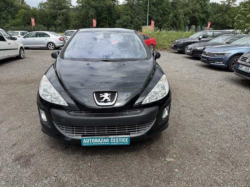 Peugeot 308 1.6 HDI - fotka 2 z 23