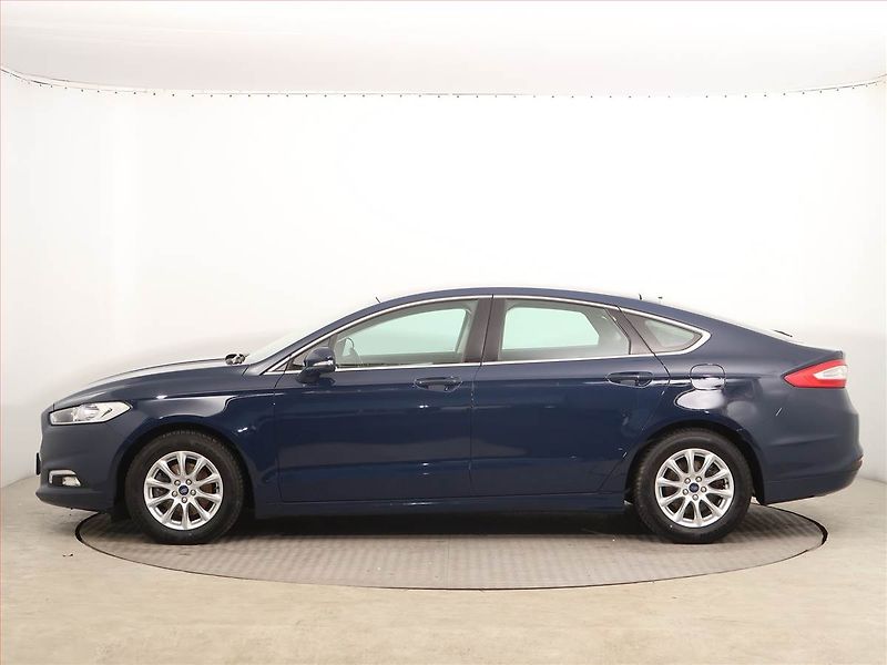 Ford Mondeo (2018) Trend 2.0 TDCI, Navi, Tempomat - fotka 3 z 14