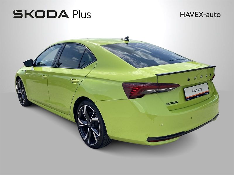Škoda Octavia (2025) 1.5 TSI DSG SportLine - fotka 34 z 37